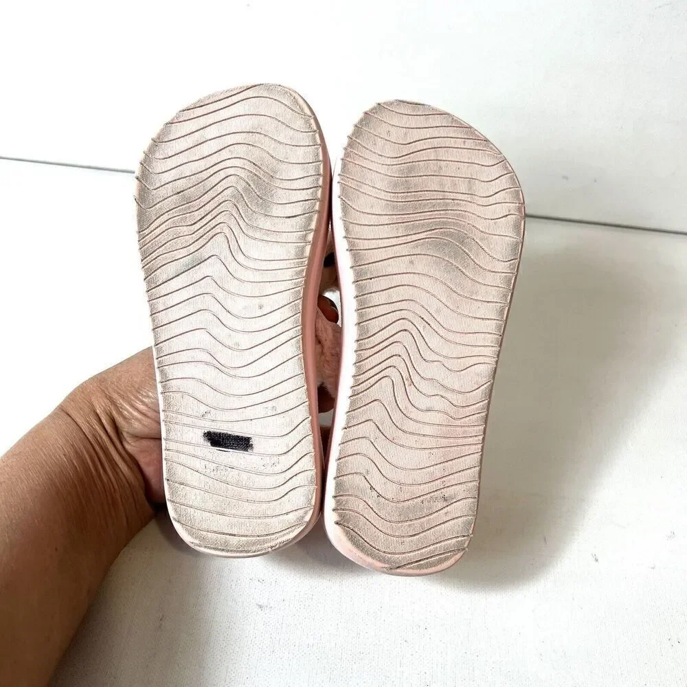 Reef Kids Flat Rubber Thong Pink Sandals Little Girls 11/12 Pink Faux Fur Straps